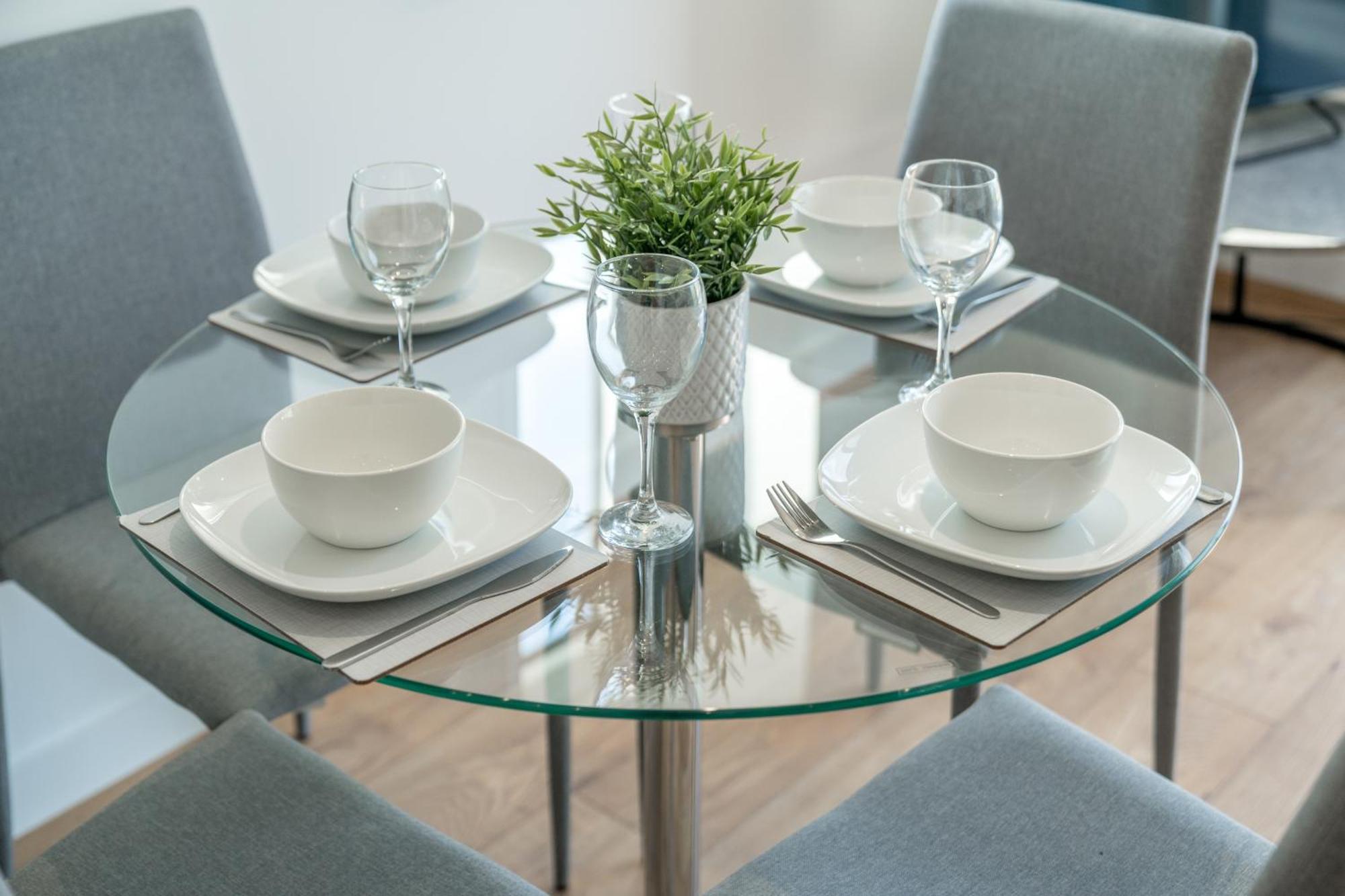 Skyvillion - London River Thames Top Floor Apartments By Woolwich Ferry, Mins To London Excel, O2 Arena , London City Airport With Parking Екстер'єр фото